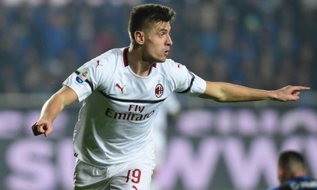 Поляк Пьонтек оформил дубль за Милан и побил рекорд: видео