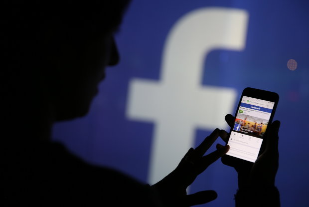 У Facebook і Instagram стався глобальний збій