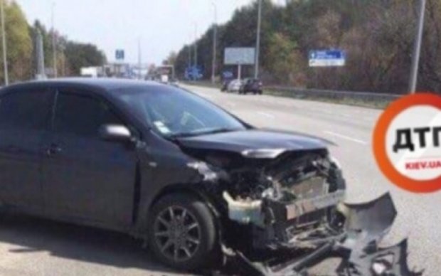 Жуткая авария: Toyota вылетела на встречку