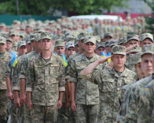 Львове, зустрічай героїв: сотні українських бійців повернуться додому з Донбасу