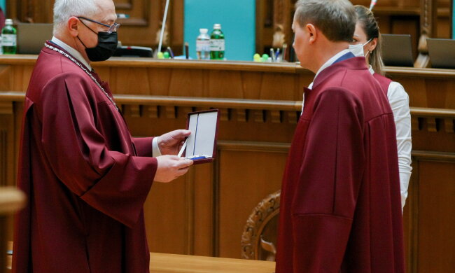 КСУ - фото ccu.gov.ua