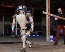 Роботи Boston Dynamics ходитимуть по лісі