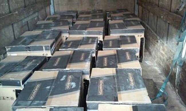 Контрабандні генератори везли на Донбас (фото)