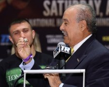 Ломаченко отримав діамантовий перстень від WBO