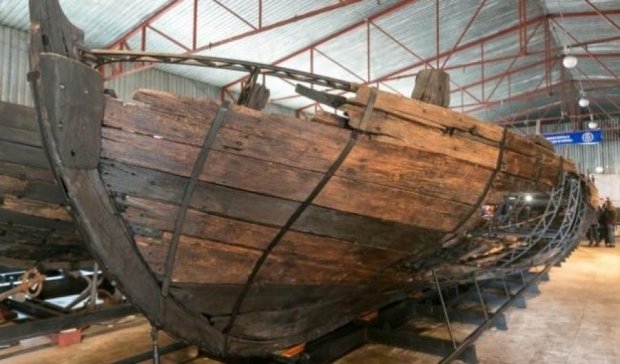 Уникальные древние корабли показали в Запорожье