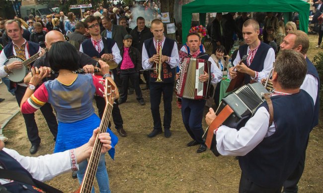 Только бы печень выдержала: украинцам подарят еще один "алкогольный" праздник