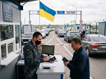 перетин кордону паспортний контроль