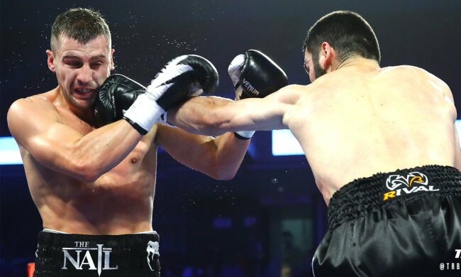 Бой Гвоздик - Бетербиев состоялся 18 октября в Филадельфии