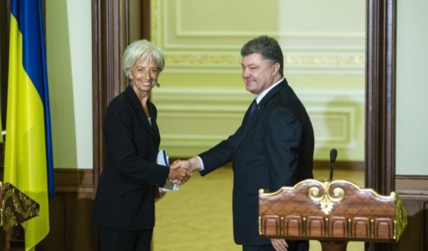 МВФ розгляне черговий транш Україні в жовтні - Порошенко