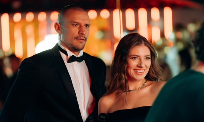 Тарас Цимбалюк та Дар'я Петрожицька, кадр з фільму