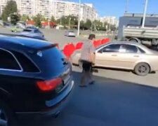 В Харькове автохамы собрались в "караван", начхать на запреты - отодвинули и проехали