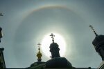 У Києво-Печерській Лаврі - гало на Трійцю, скріншот з відео