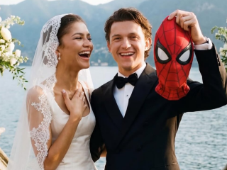 Фото з "весілля" Зендеї та Тома Голланда