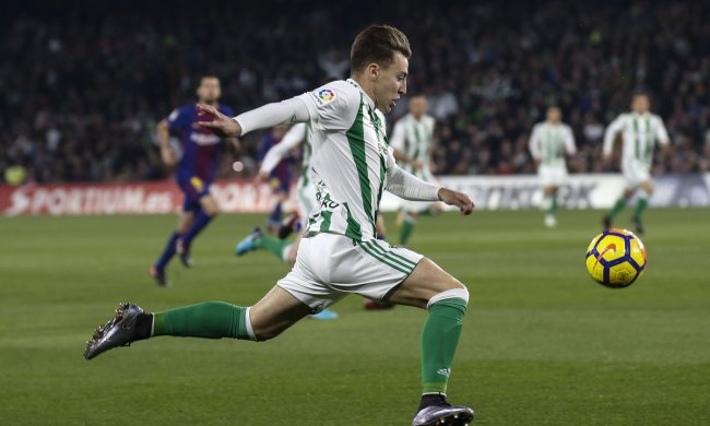 Футболісту вибили зуб і потім його всім стадіоном шукали: відео