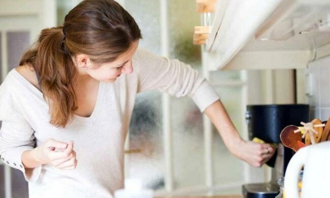 Дизайнеры создали кофемашину из необычного материала