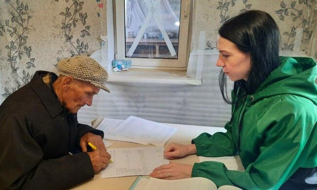 Оформлення документів, фото: ПФУ