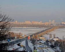 В Киеве полностью закроют мост Патона: о чем важно знать каждому водителю