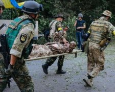 Виходити з Іловайська наказав генерал Хомчак - слідство