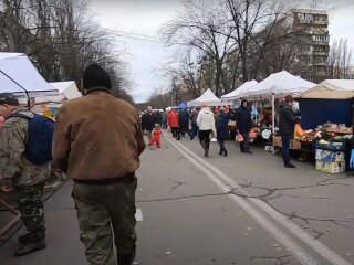 ярмарок, скріншот з відео