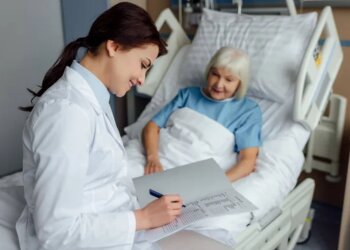 Пацієнт у лікарні / фото: depositphotos