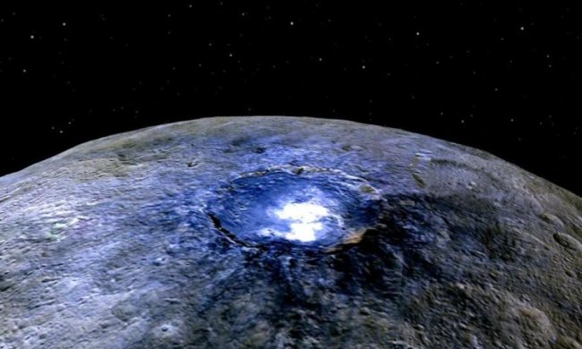 NASA показало сияющую Цереру: видео