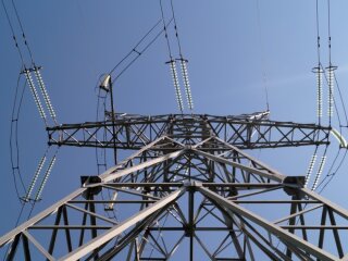 Обесточивание в семи областях Украины после российских атак