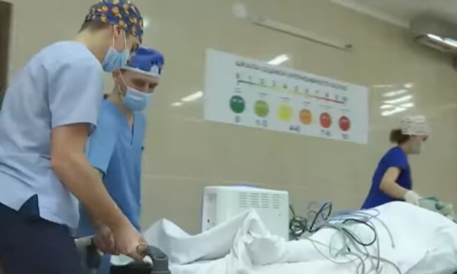 Лікарні під час пандемії, кадр з відео