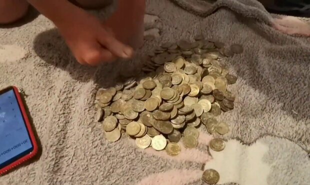 Монети, скріншот: YouTube