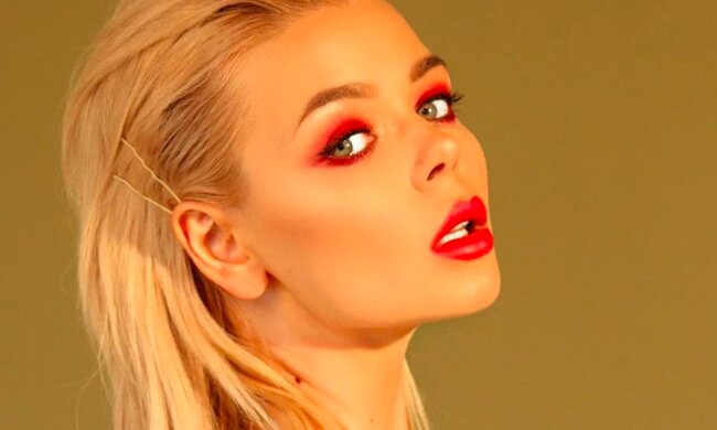 Алина Гросу показала огромную грудь в Москве: "Как мячики"