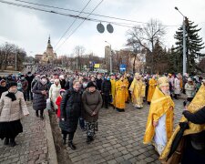 Московські попи вивели голих харків'ян на хресну ходу: поки Україна на карантині