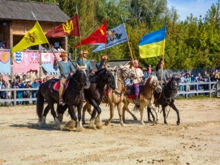 Парк Київська Русь