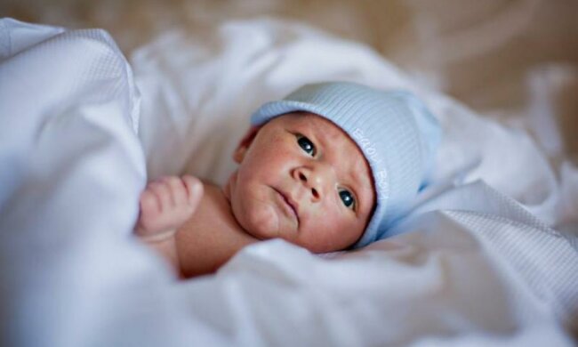 На Львовщине родила шестиклассница