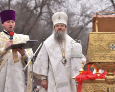 Московский патриархат поднял восстание в Киеве, согнали всех под Раду