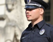 Прокуратура обшукує будівлю поліції Києва