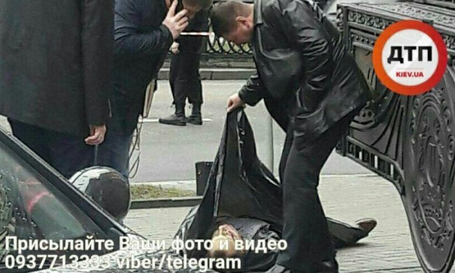 Порошенко зірвав Грицака з брифінгу через вбивство Вороненкова