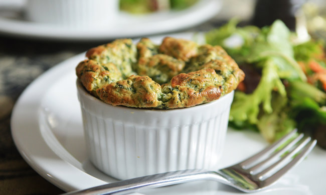 Сирне суфле зі шпинатом: цікавий рецепт