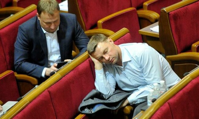 Нардепи знайшли спосіб обійти декларацію 
