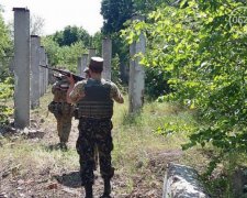 Під Маріуполем знищили склад зброї терористів