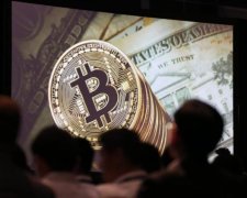 Биткоины и коррупция: украинские чиновники превратились в криптовалютных магнатов