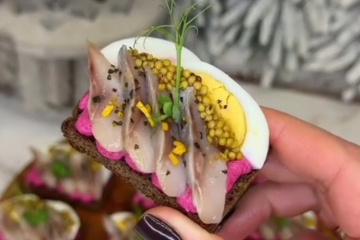 Бутерброды с селедкой, кадр из видео