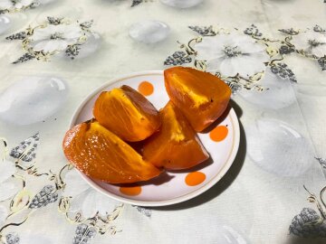 Хурма, фото: Знай.ua