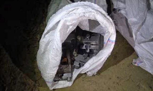 Контрабандисти пошкодили колючий дріт на кордоні з Росією (фото)