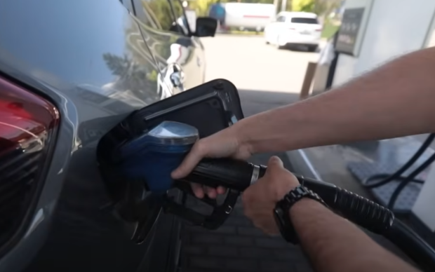 Літні ціни на бензин та дизель: чи варто очікувати "сюрпризів"