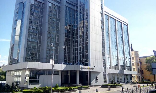 ТСК Ради зобов'язала керівництво "Укрзалізниці" вирішити проблему дефіциту кадрів і низьких зарплат