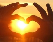 У День закоханих ослабнуть люті морози та прийде потепління
