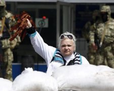 Депутати ввели штрафи за георгіївську стрічку