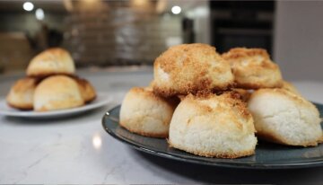 Кокосове печиво: легке, смачне і зовсім без борошна, рецепт