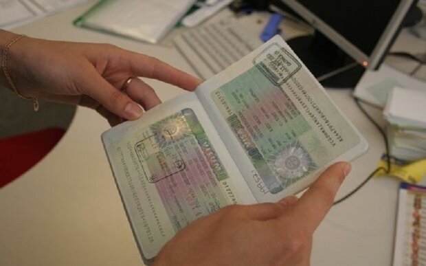 Рабочая виза для украинцев: как получить и сколько она стоит