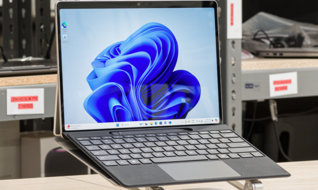 Ноутбуки с долгим временем работы / фото: RTINGS.com