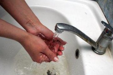 Терористи на Донбасі знеструмили п`ять фільтрувальних станцій